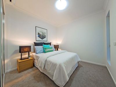 4/54 Yamboyna St, Manly