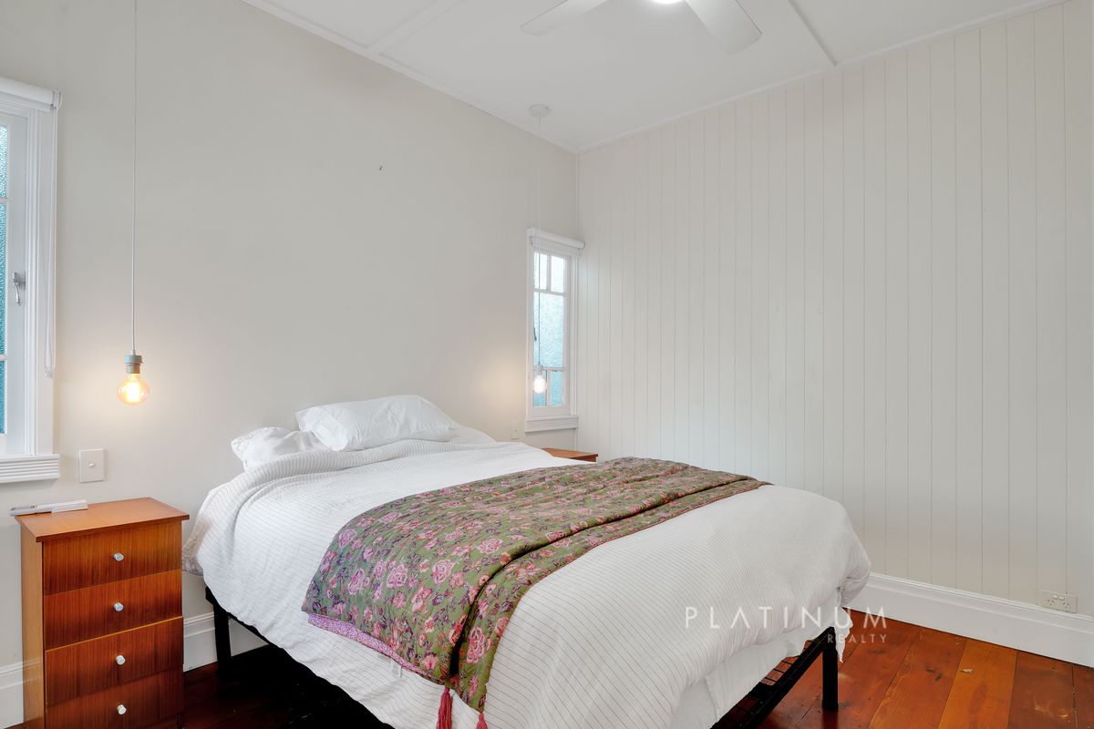 17 Station Street, Currumbin Waters