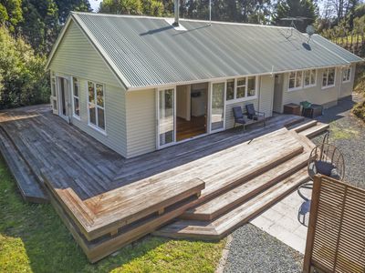 5C Janet Frame Way, Whitemans Valley