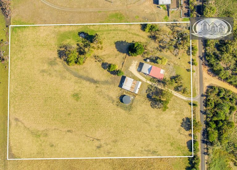 138 Oakleys Road, Portland