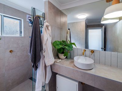 2 / 23 Wharf Street, Woolgoolga