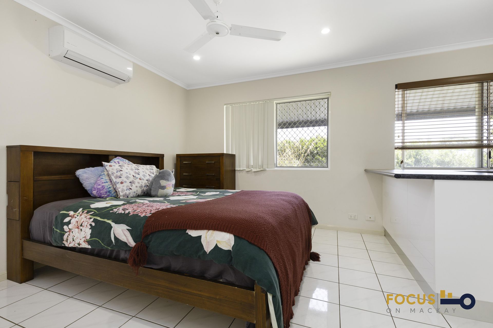 14 Outlook Crescent, Mount Pleasant