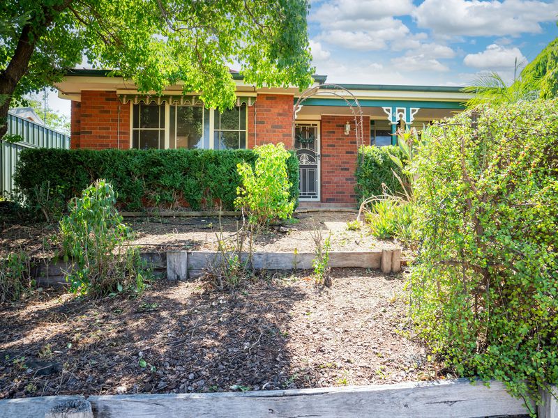 4 ROSEMONT COURT, Wodonga