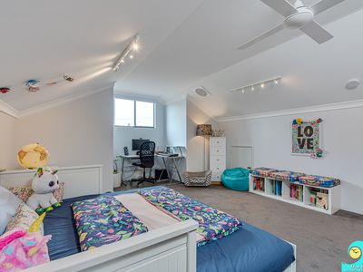 19 Newquay Close, Yanchep