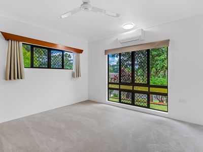 6 Falcon Street, Bayview Heights