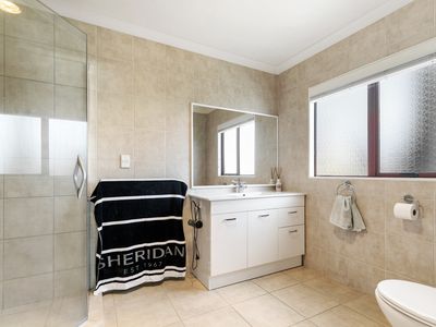 13 Onemana Way, Te Atatu Peninsula