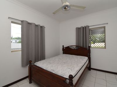 35-37 EAGLE STREET, Longreach