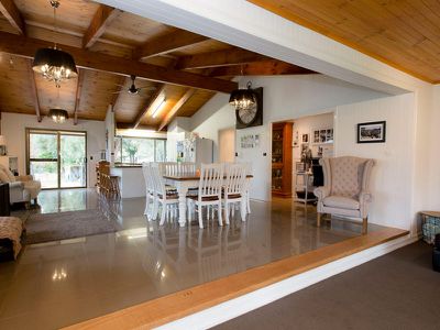 710 Telegraph Road, Seymour