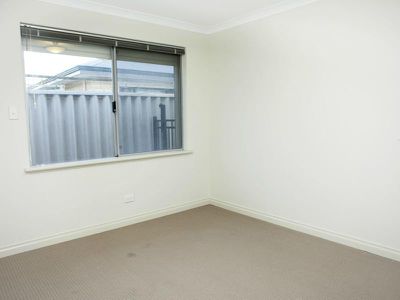 21 Kingsway Gardens, Canning Vale