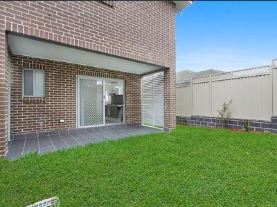 2 / 18 Hartington Street, Rooty Hill