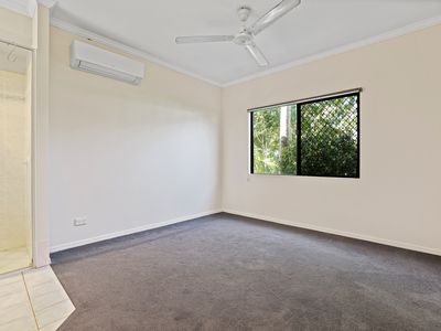 1 Moth Close, Edmonton