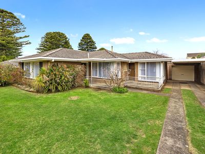 1 Shirley Grove, Warrnambool