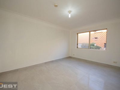 2 / 9 Sir Joseph Banks Street, Bankstown