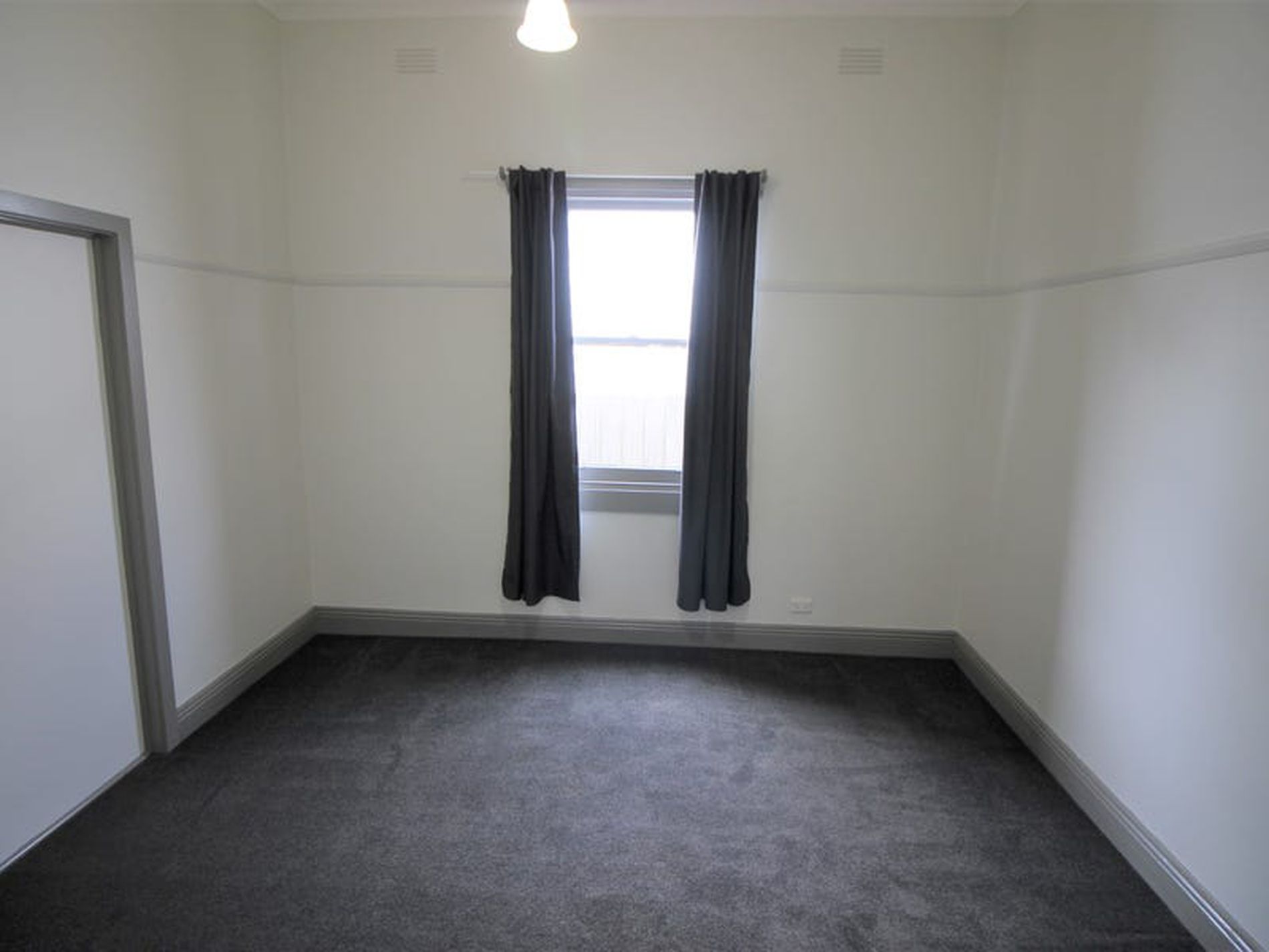 18 Lawton Avenue, Geelong West