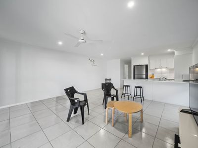 1&2 / 9 Como Place, Waterford West