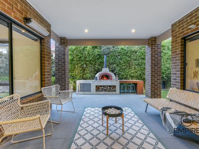 2 Lilydale Avenue, Clyde North