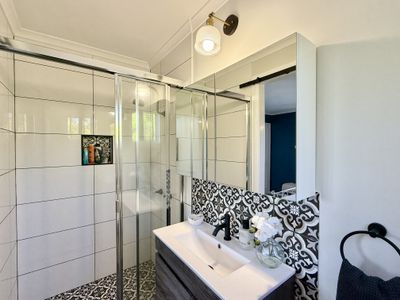 2 Saunders Street, Point Vernon