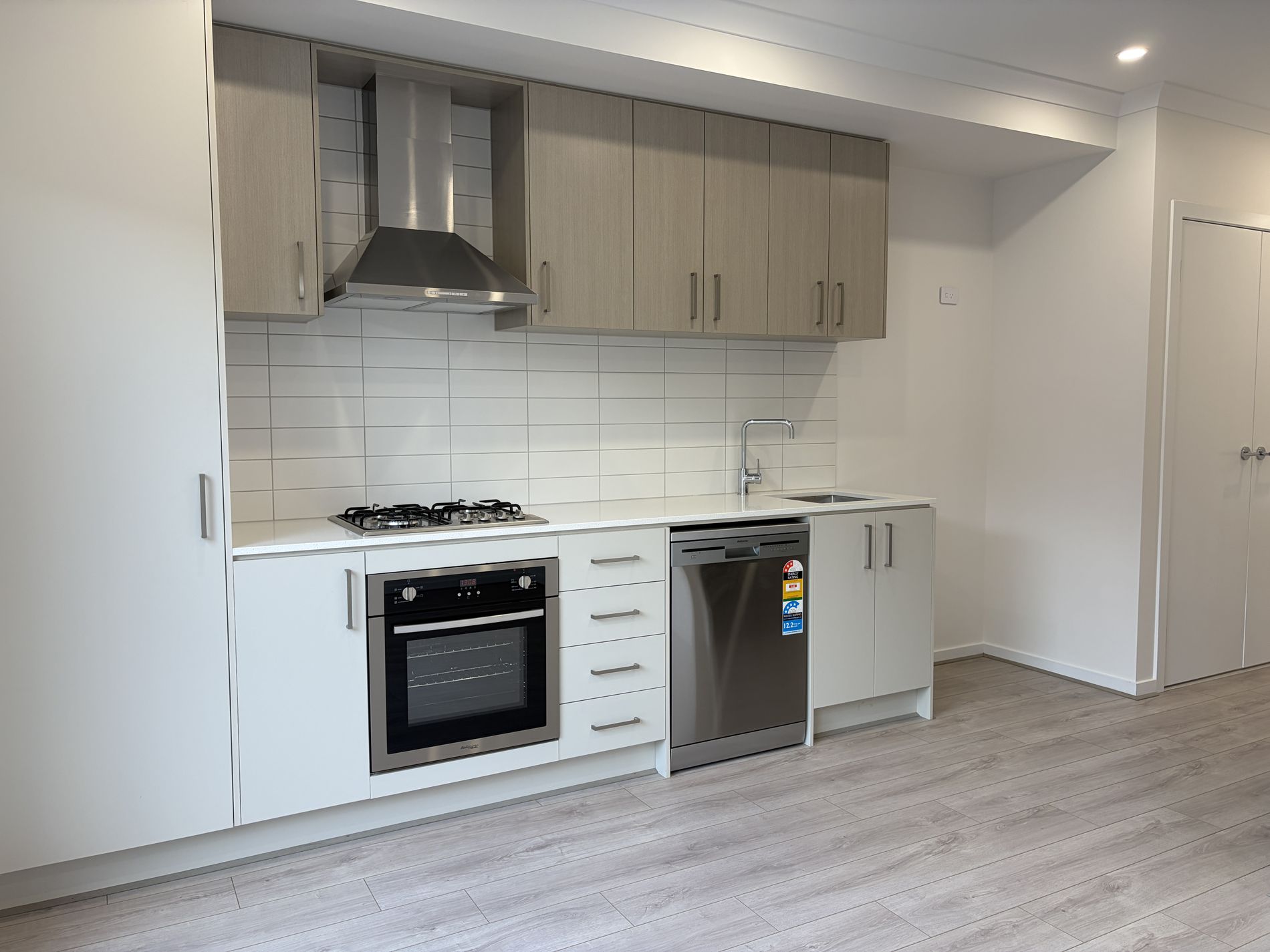 52 Timetable Street, Mambourin