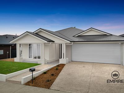 16 Berrenda Street, Clyde North