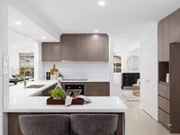 1 Connah Crescent, Carindale