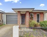10 Armidale Drive, Pakenham