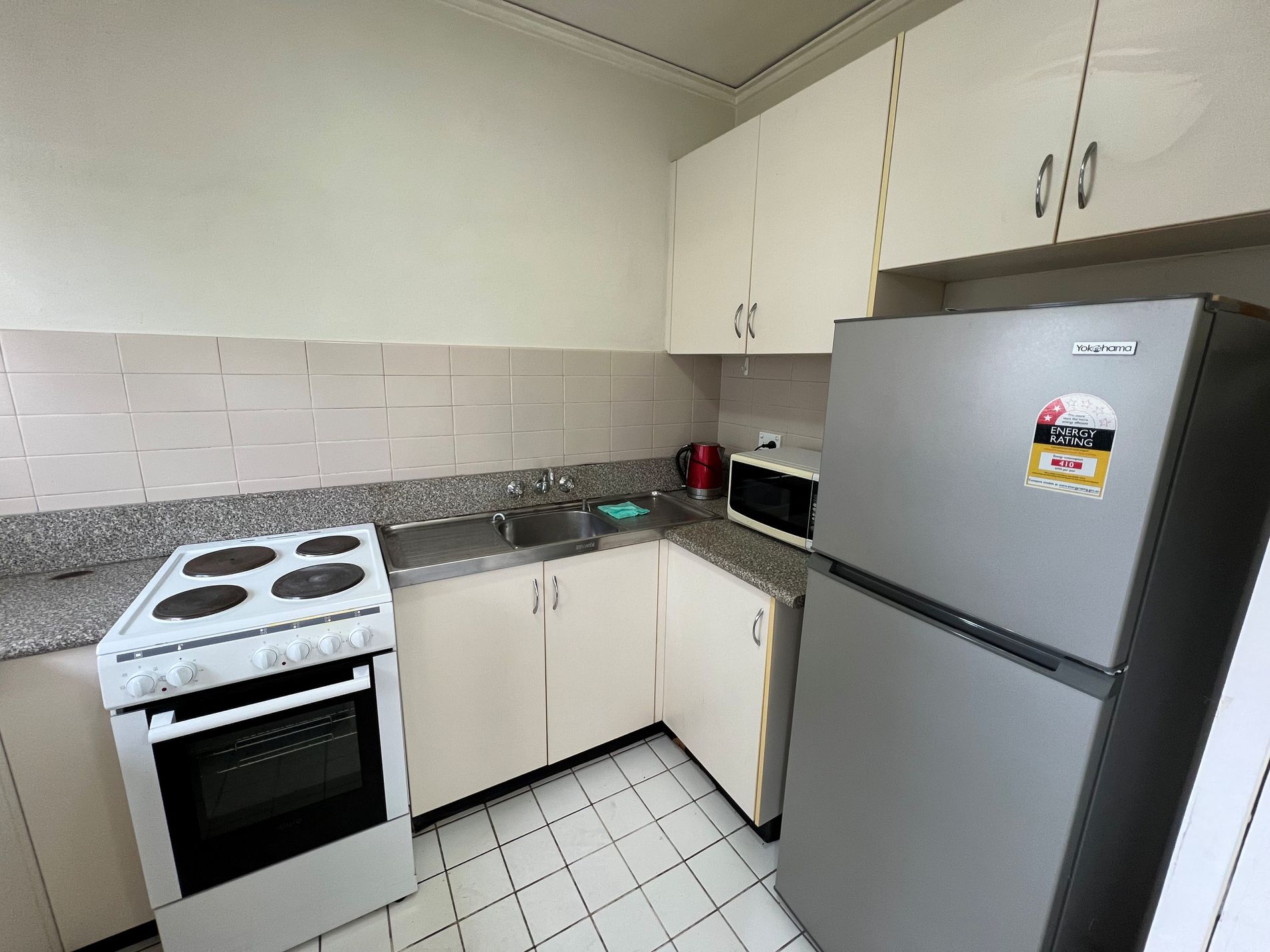 172 / 27 Park Street, Sydney