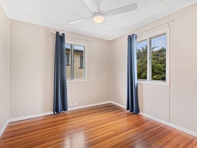 54 Greta Street, Manly West