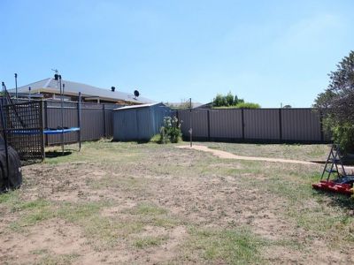 30 William Drive, Kangaroo Flat