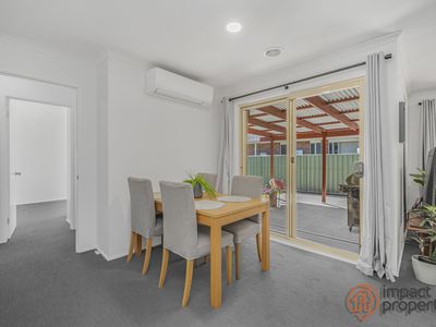49 Tarrant Crescent, Dunlop
