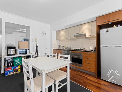 1102 / 10 Manning Street, South Brisbane