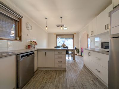 11 Byrnes Street, Swan Hill