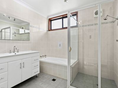 52 Meroo Road, Bomaderry