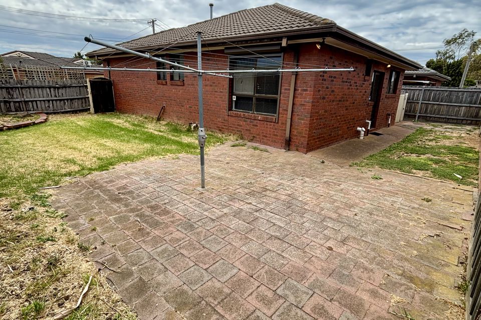 2 / 14 Yandina Road, Hoppers Crossing