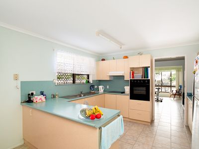 2 Patanava Lane, Point Vernon