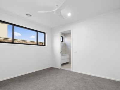 204A  Stawell Street, Sale