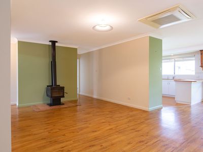9 Lofthouse Avenue, Eaton