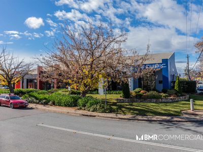 1 / 2 Lyell Street, Fyshwick