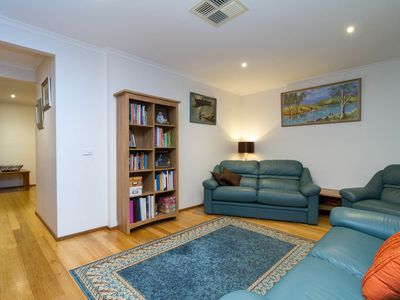 6 Anjaya Court, Frankston