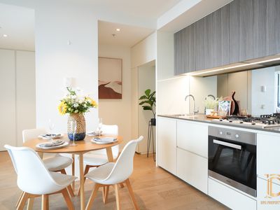 2505N / 889 Collins Street, Docklands