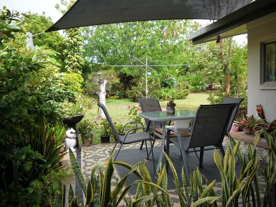 38 Armstrong Street, Atherton