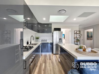 8 Gunsynd Circuit, Dubbo