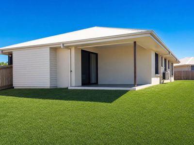 46 Foxtail Palm Boulevard, Zilzie