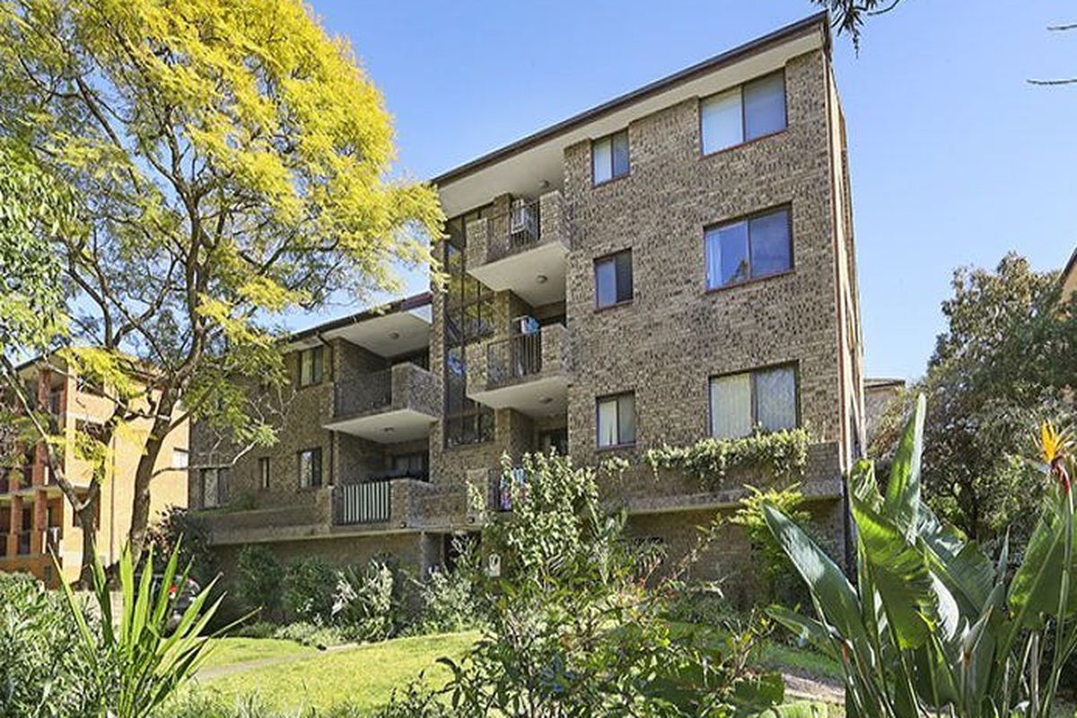 10-12 Alfred Street, Westmead