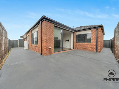 4 Sepia Street, Clyde North