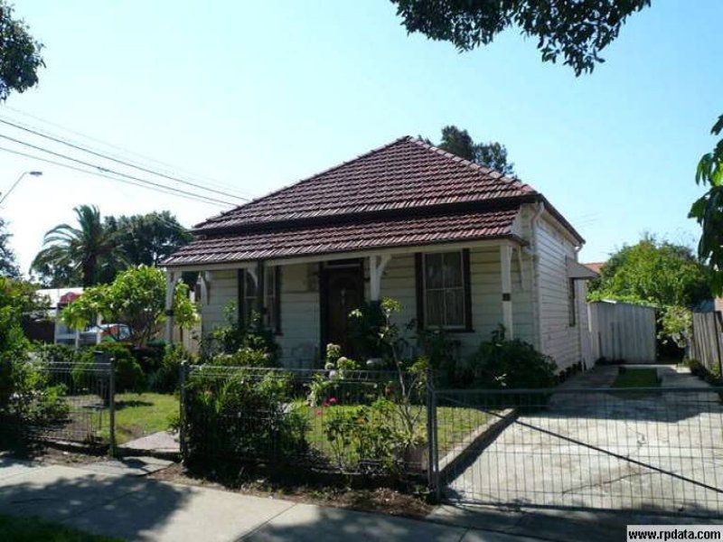 39 Seventh Avenue, Campsie