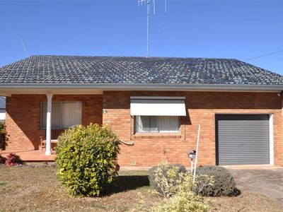 4A Queen St, Forbes