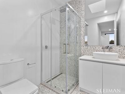 10 / 53 Surrey Drive, Keilor East