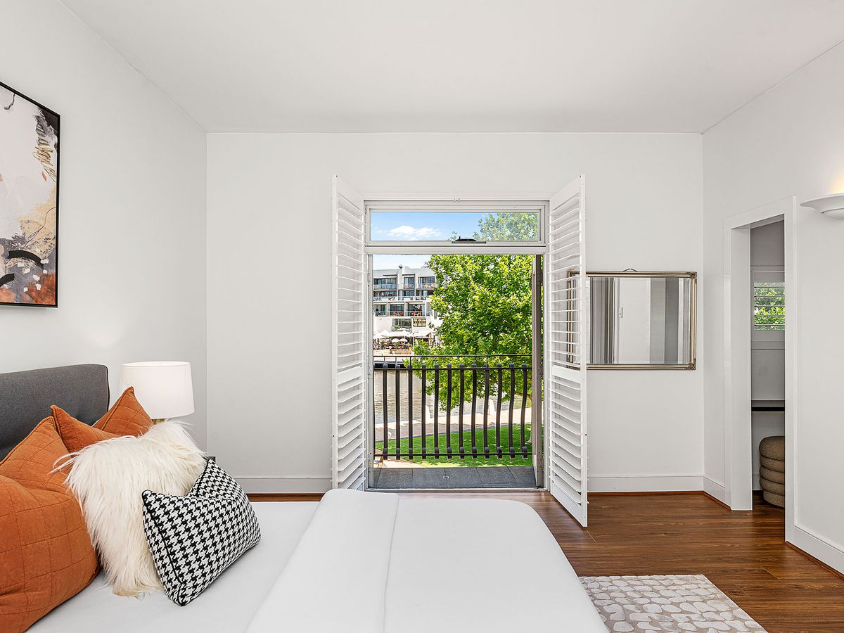 56 Henry Lawson Walk, East Perth