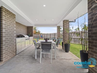 2 Brittania Drive, Tanilba Bay