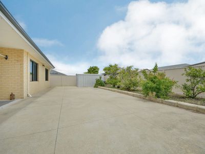 20 Ambleside Parade, Waikiki